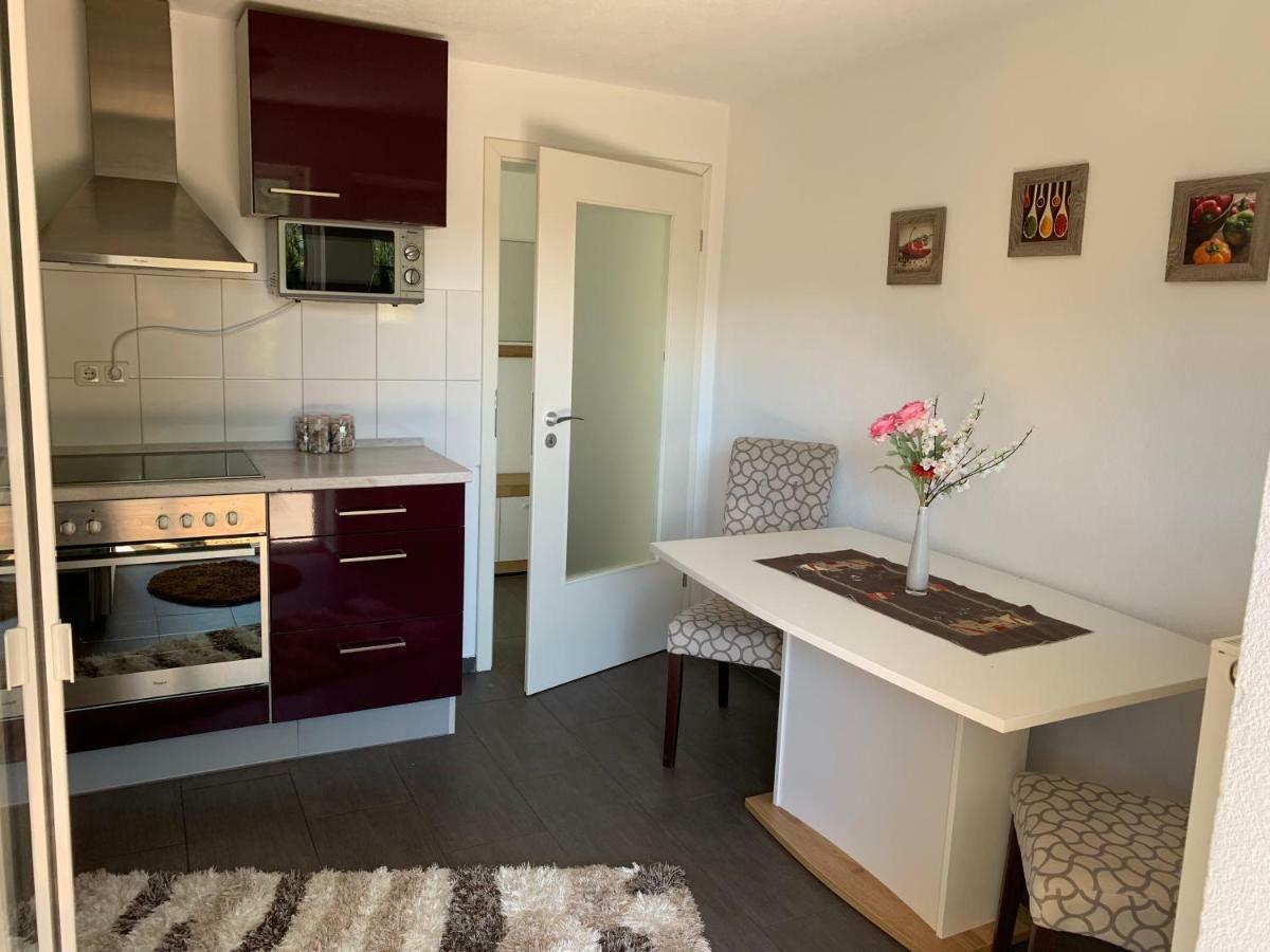 Terrassenwohnung In Estenfeld Bei Wuerzburg Екстериор снимка