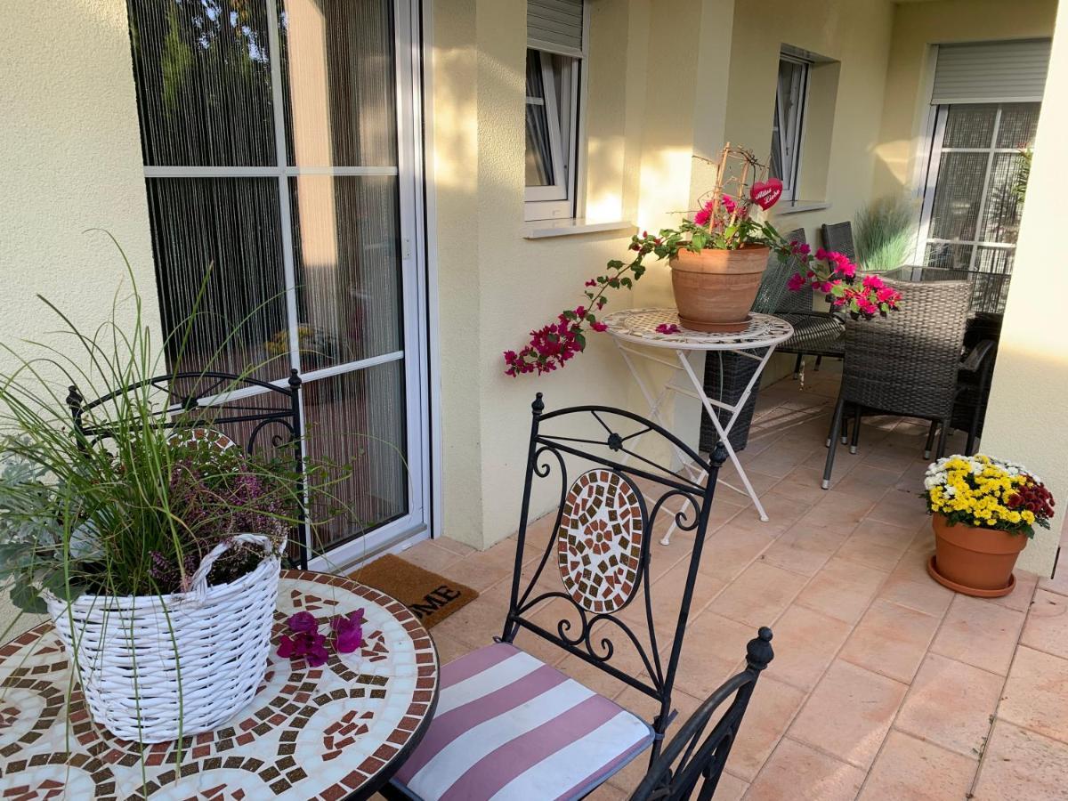 Terrassenwohnung In Estenfeld Bei Wuerzburg Екстериор снимка
